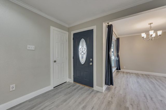 2009 Exeter Drive, Irving, TX 75062