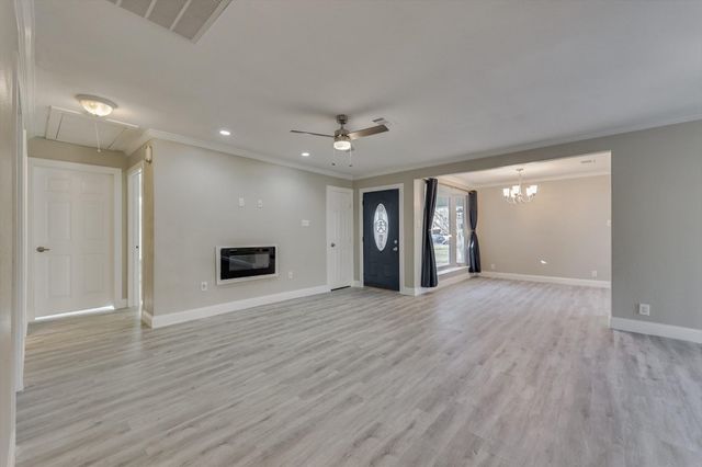 2009 Exeter Drive, Irving, TX 75062