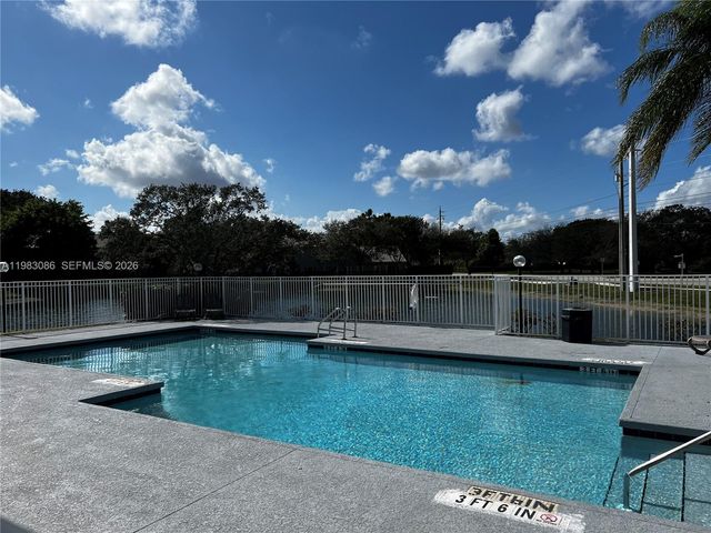 12980 Vista Isles Dr 315, Plantation, FL 33325
