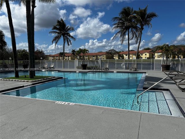 12980 Vista Isles Dr 315, Sunrise, FL 33325