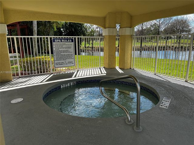 12980 Vista Isles Dr 315, Sunrise, FL 33325