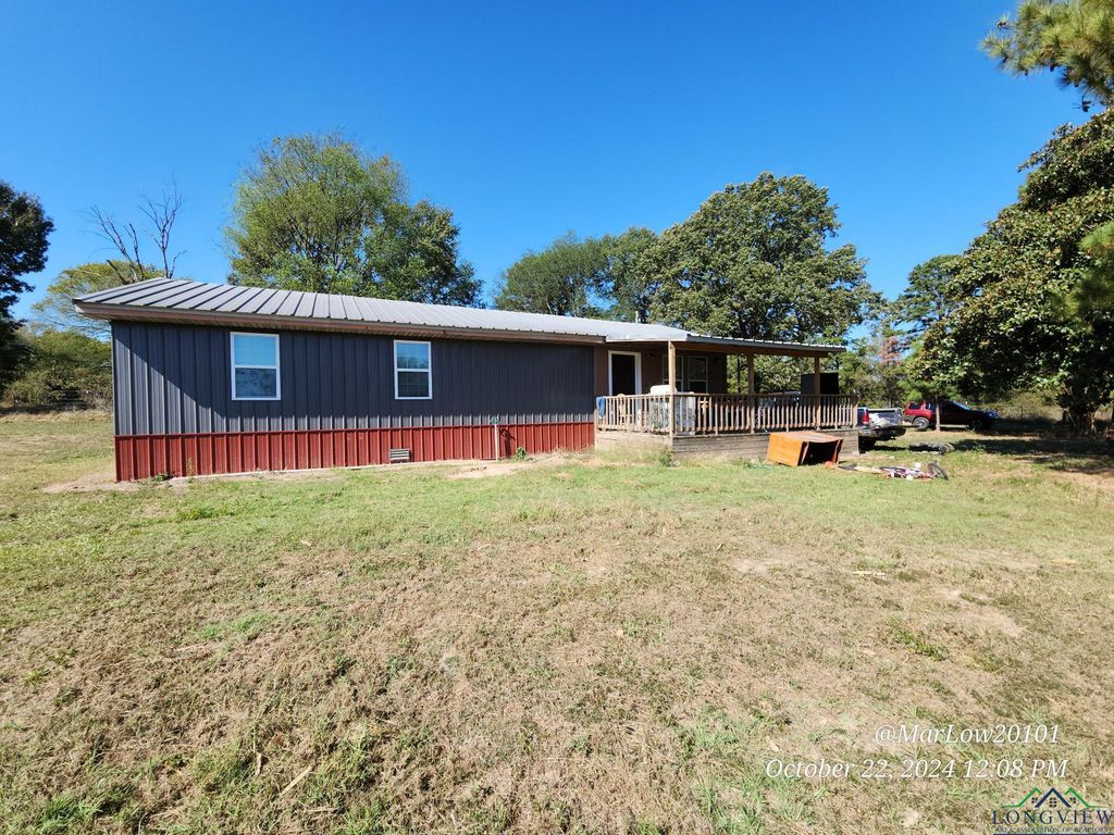 686 FM 144, Daingerfield, TX 75638
