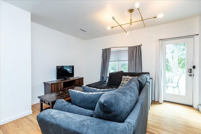 66 Hamilton St 3, Leominster, MA 01453