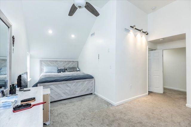 66 Hamilton St 3, Leominster, MA 01453