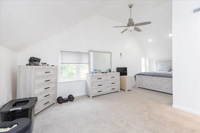 66 Hamilton St 3, Leominster, MA 01453