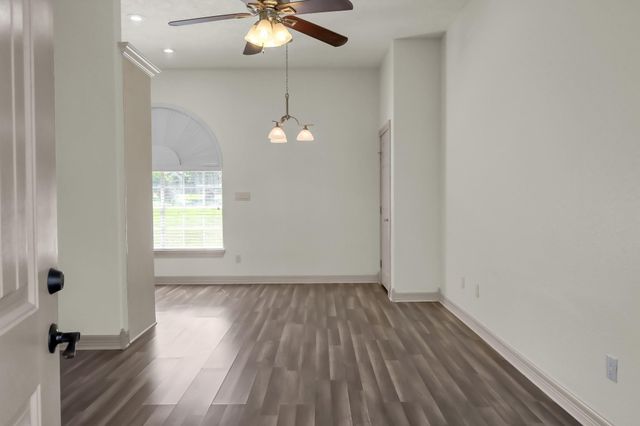 12758 Aries Loop Loop, Willis, TX 77318