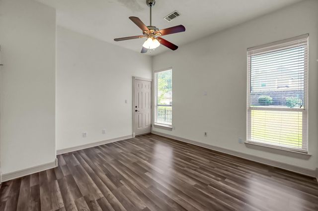 12758 Aries Loop Loop, Willis, TX 77318