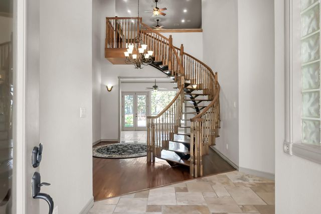 12758 Aries Loop Loop, Willis, TX 77318