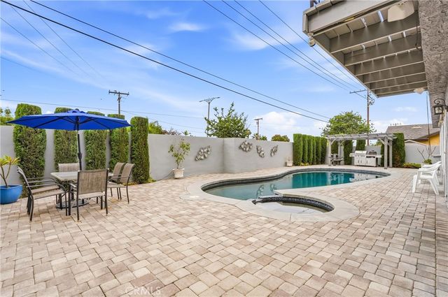 120 Christensen, Placentia, CA 92870
