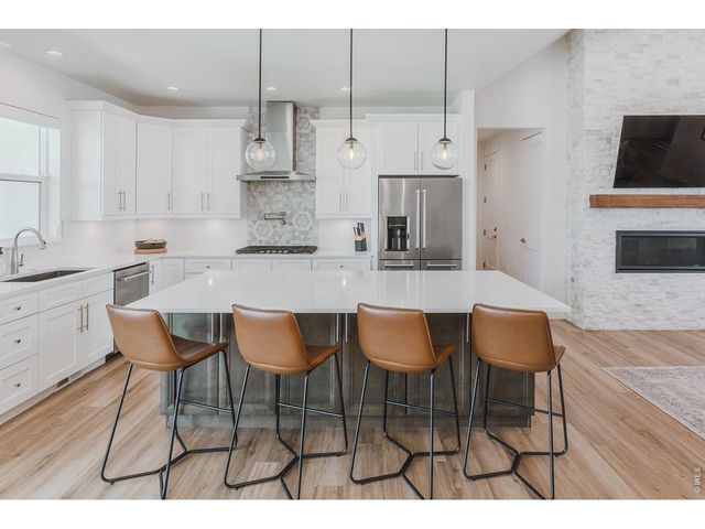 1215 Art Dr, Berthoud, CO 80513