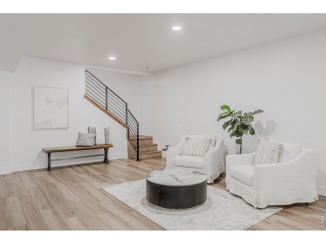 1215 Art Dr, Berthoud, CO 80513