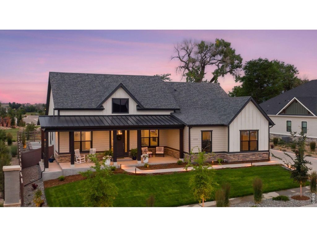 1215 Art Dr, Berthoud, CO 80513