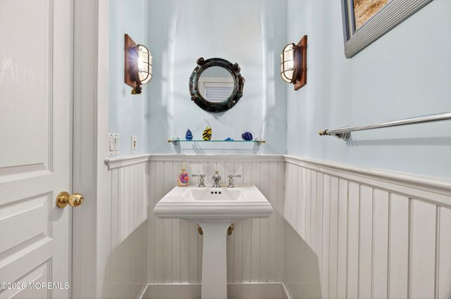 586 Kingfisher Circle, Brick, NJ 08723
