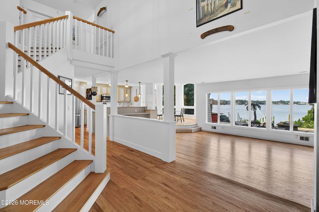 586 Kingfisher Circle, Brick, NJ 08723