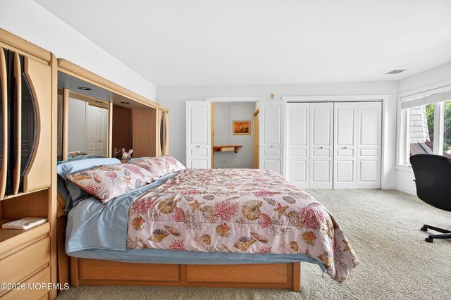 586 Kingfisher Circle, Brick, NJ 08723