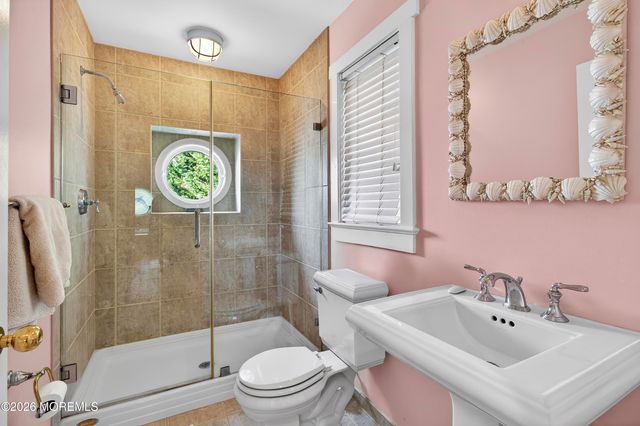 586 Kingfisher Circle, Brick, NJ 08723