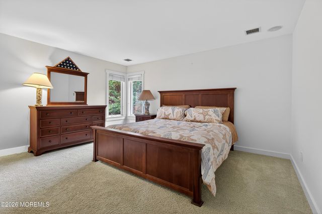 586 Kingfisher Circle, Brick, NJ 08723