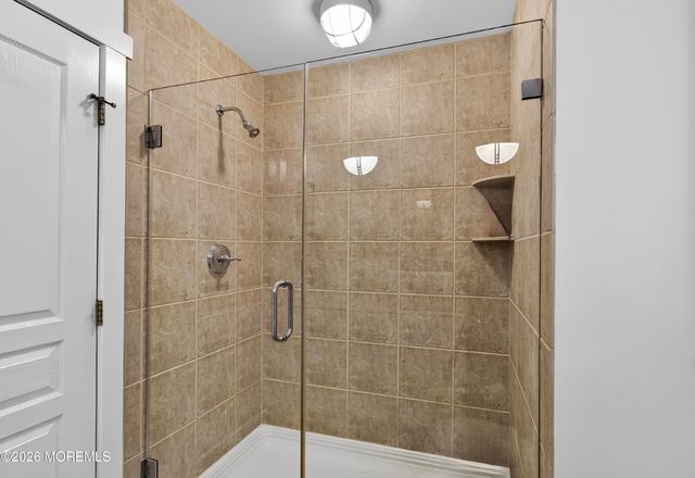 586 Kingfisher Circle, Brick, NJ 08723