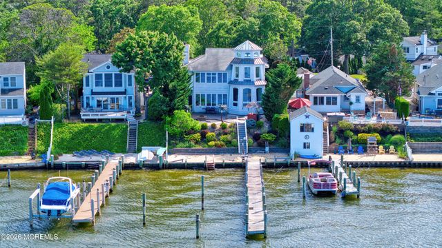 586 Kingfisher Circle, Brick, NJ 08723