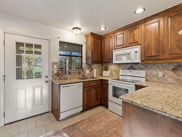 7601 Nez Perce TRCE, Manor, TX 78653