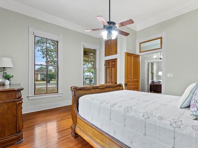 802 Main ST, Bastrop, TX 78602