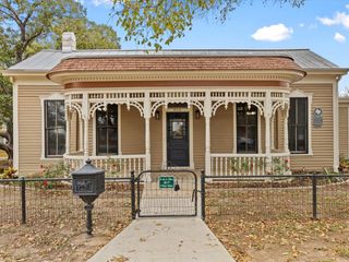 802 Main ST, Bastrop, TX 78602