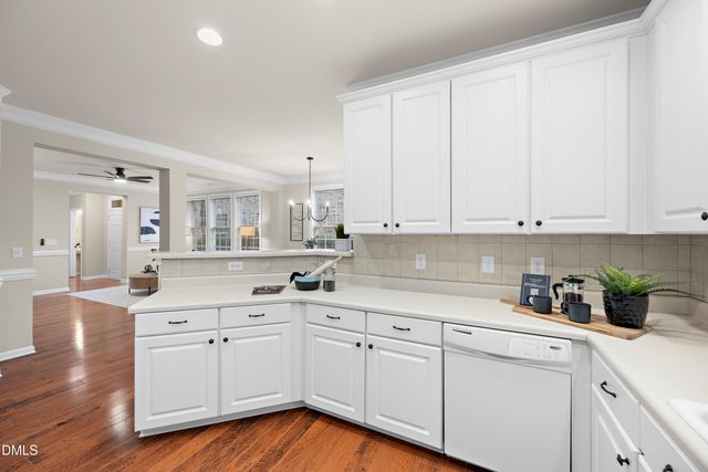 210 Lone Star Way, Cary, NC 27519