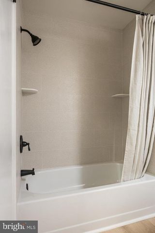 161-A BRADFORD CT, Mount Laurel, NJ 08054