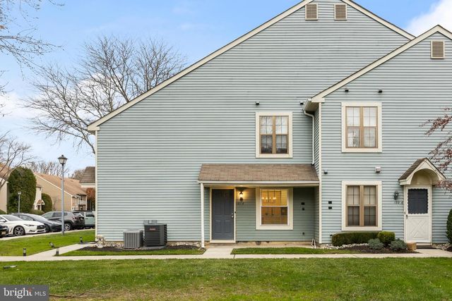 161-A BRADFORD CT, Mount Laurel, NJ 08054