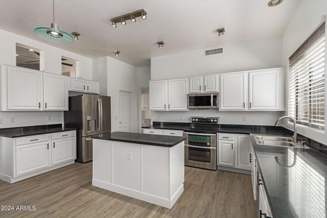 4327 E Sands Drive, Phoenix, AZ 85050