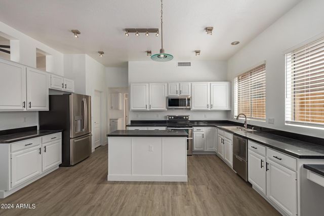 4327 E Sands Drive, Phoenix, AZ 85050