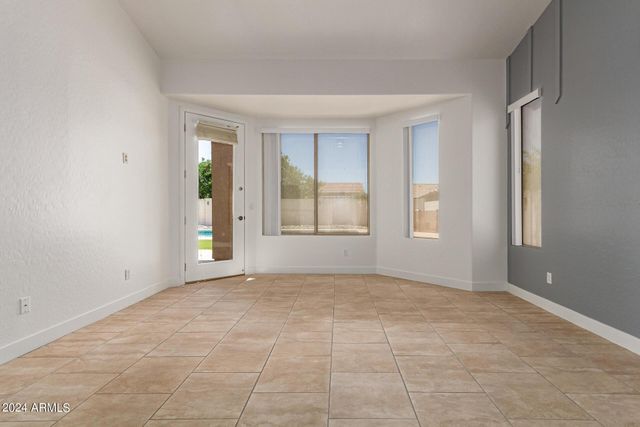 4327 E Sands Drive, Phoenix, AZ 85050
