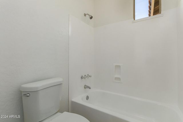 4327 E Sands Drive, Phoenix, AZ 85050