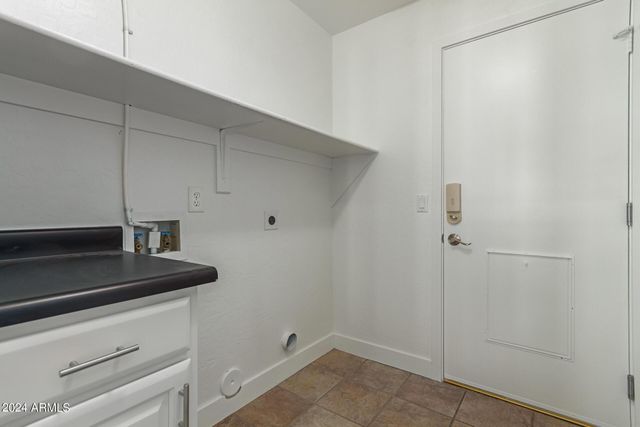 4327 E Sands Drive, Phoenix, AZ 85050