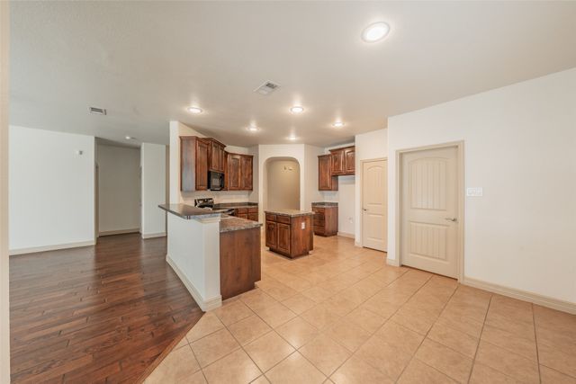 8924 Manana Street, Fort Worth, TX 76244