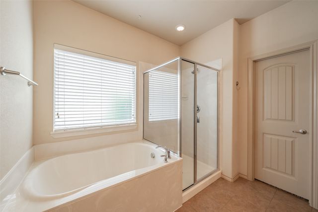 8924 Manana Street, Fort Worth, TX 76244