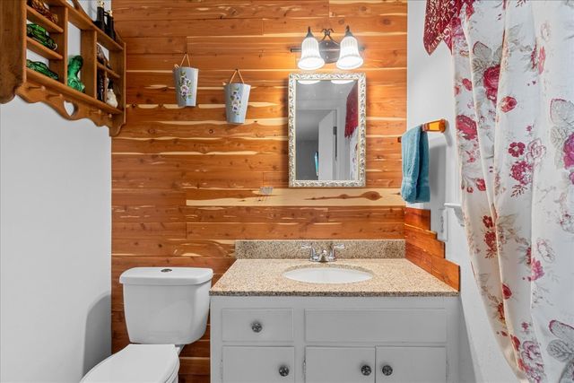 806 Brookhaven Cir, Shelbyville, TN 37160