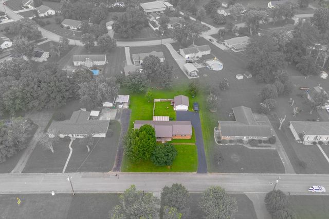 806 Brookhaven Cir, Shelbyville, TN 37160
