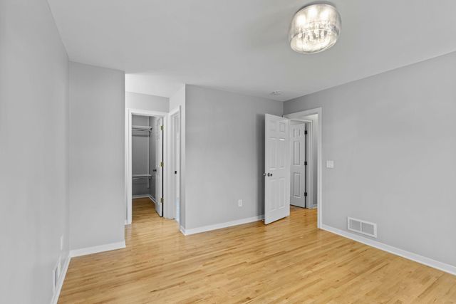 4645 Orchid Lane N, Plymouth, MN 55446
