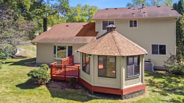4645 Orchid Lane N, Plymouth, MN 55446