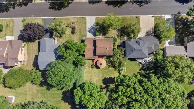 4645 Orchid Lane N, Plymouth, MN 55446