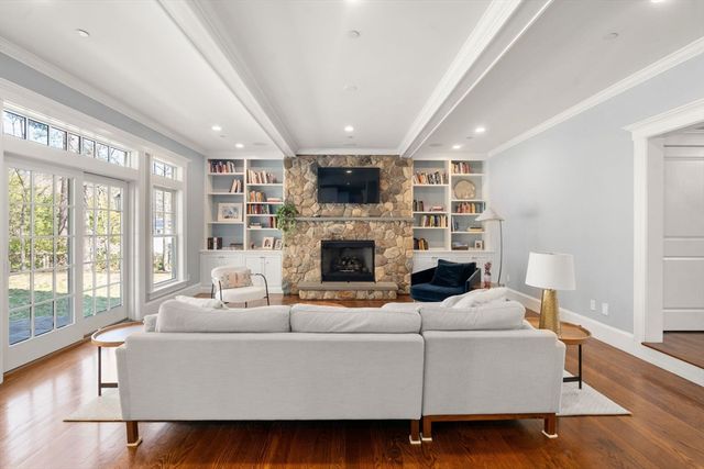 1 Pheasant Run, Wayland, MA 01778