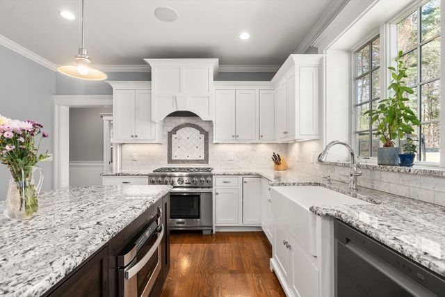 1 Pheasant Run, Wayland, MA 01778