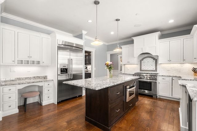 1 Pheasant Run, Wayland, MA 01778