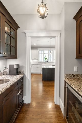 1 Pheasant Run, Wayland, MA 01778