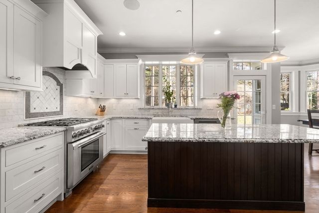 1 Pheasant Run, Wayland, MA 01778