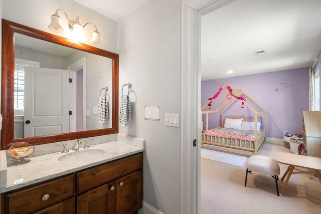1 Pheasant Run, Wayland, MA 01778