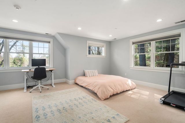 1 Pheasant Run, Wayland, MA 01778