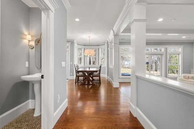 1 Pheasant Run, Wayland, MA 01778