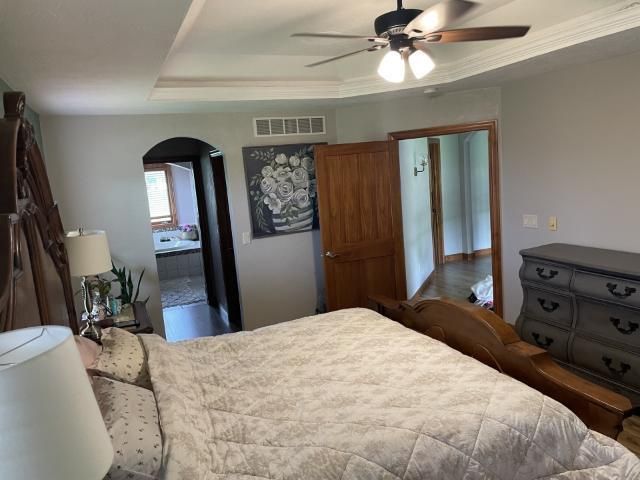 8048 SAQUARO COURT, Neenah, WI 54956